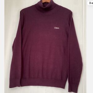 Calvin Klein Cute Sweater